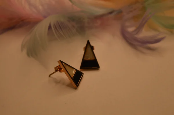 Black Pyramid 1