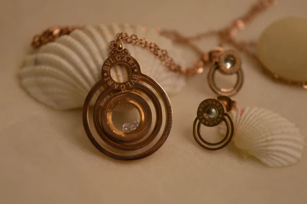 Bvlgari Design Pendant Set 1