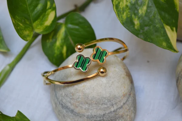 Emerland Halo Bracelet