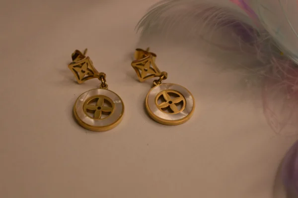 Floral Gems 1 earrings