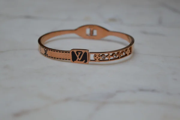 Geometric Grace Bracelet 1