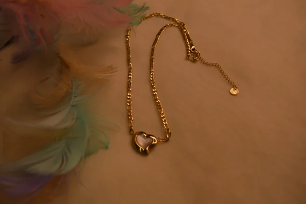 Golden Majesty - Image 2