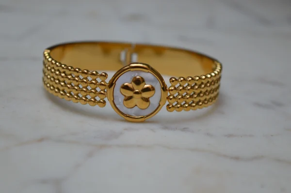 Regal Star Bracelet 1