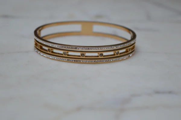 Sleek Horizon Band - Image 2