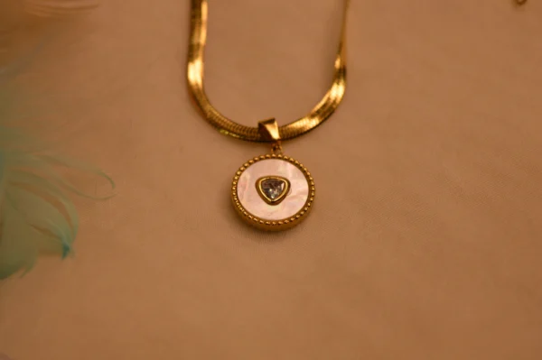 Classic Gold Twist - Image 3