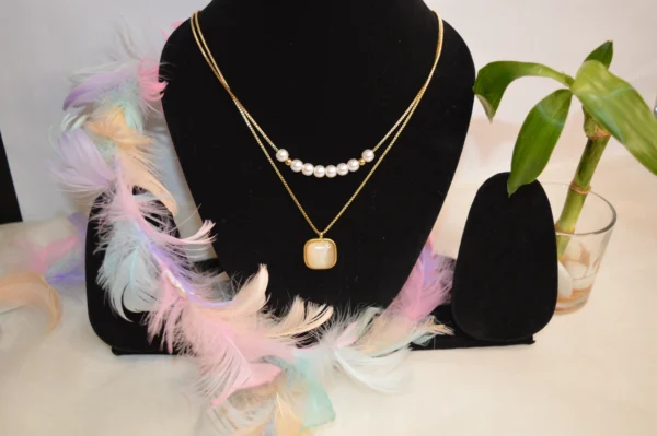 Square Pearl Layered